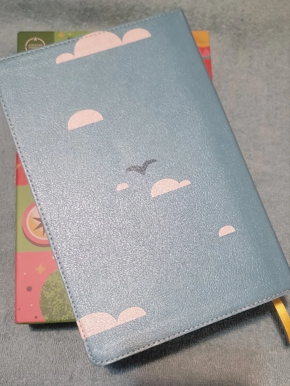 Explorer Bible for Kids - Colorful Pink & Green Cover